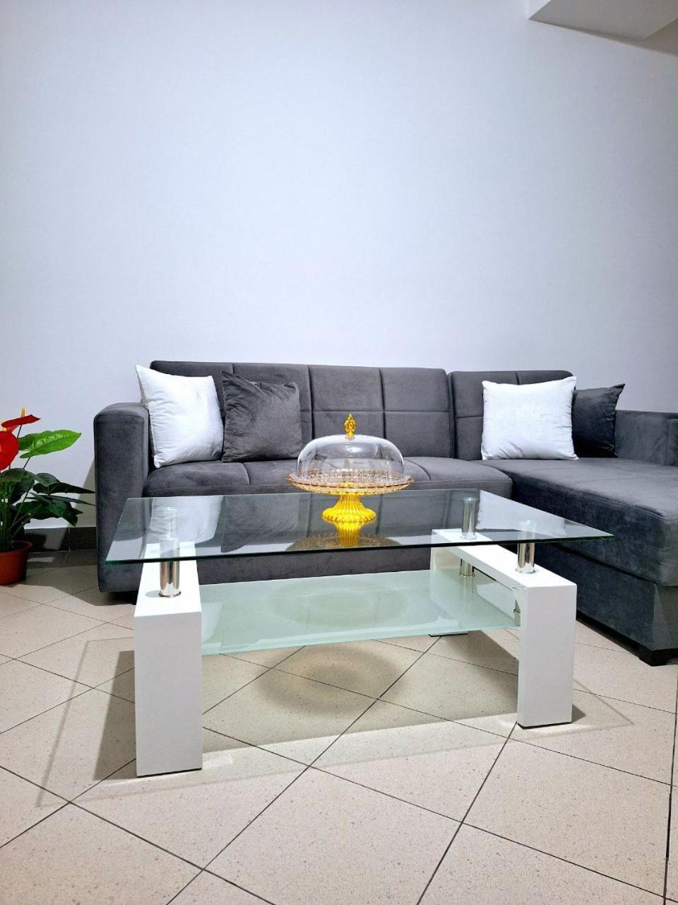 Black & White كالياري المظهر الخارجي الصورة